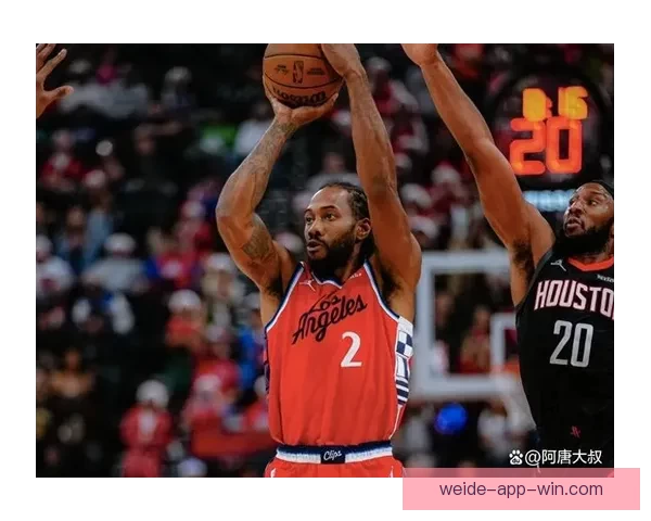 莱昂纳德三分失准终结快船五连胜 锁定附加赛命运遭遇关键失利